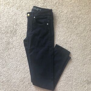 NWOT Navy AE skinny jeans